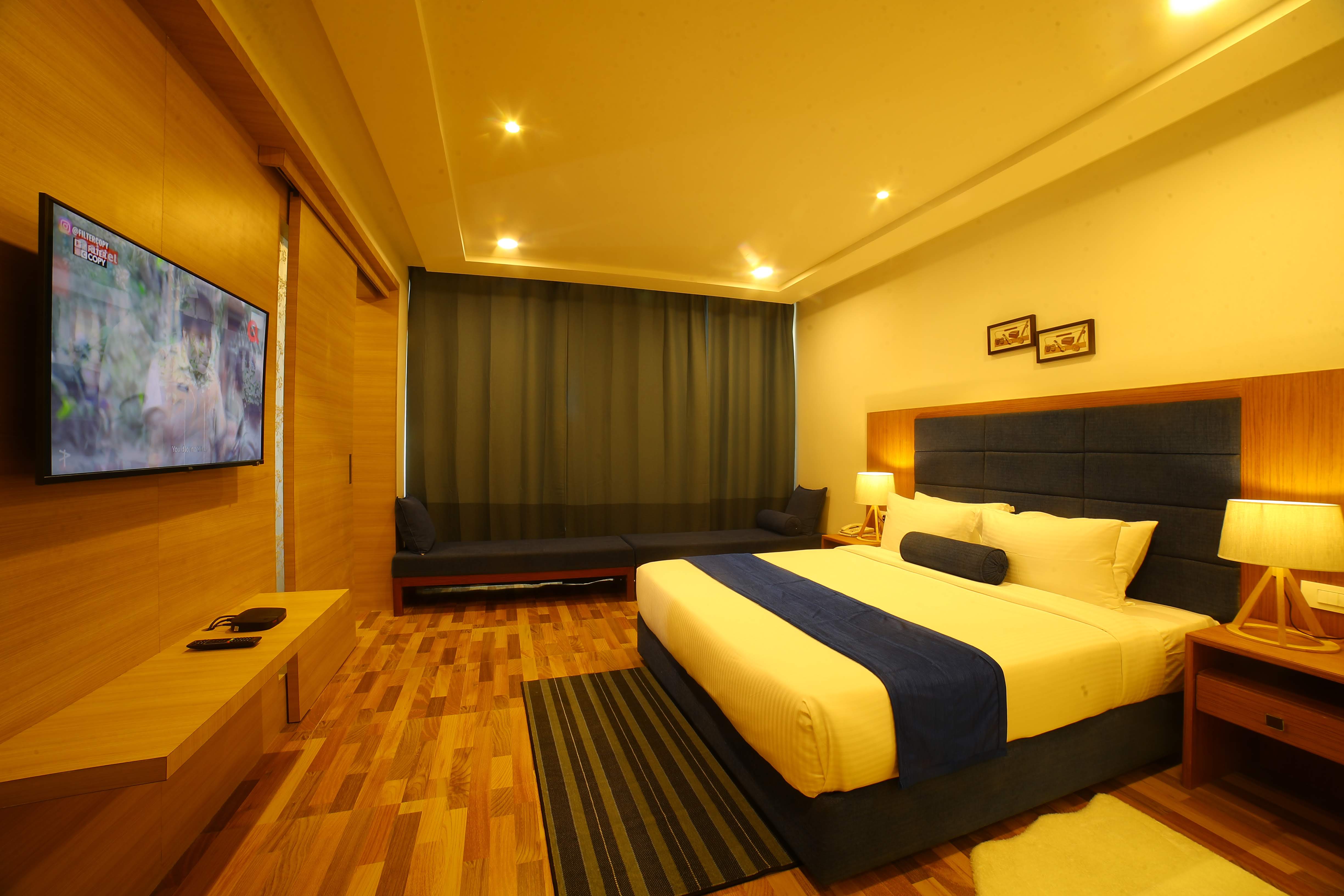best-sea-view-hotels-in-vizag-luxury-room1
